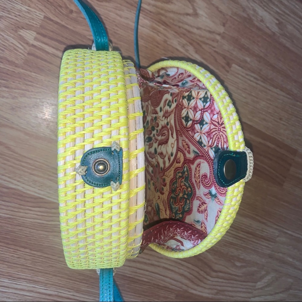 Yellow Round Rattan Bag - Picture 4 of 4